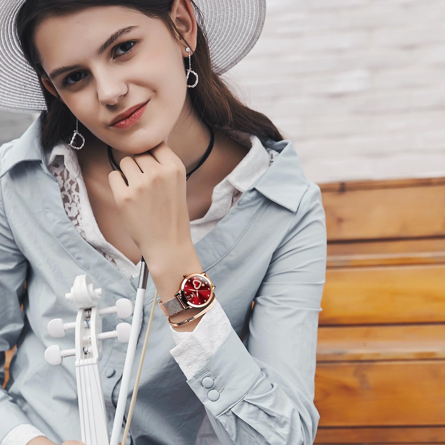 OLEVS Relojes de oro rosa para mujer, relojes de pulsera pequeños con diamantes para mujer, relojes de esfera grande, correa de malla fina de lujo para mujer, relojes analógicos simples con esfera roja para mujer, reloj resistente al agua para mujer