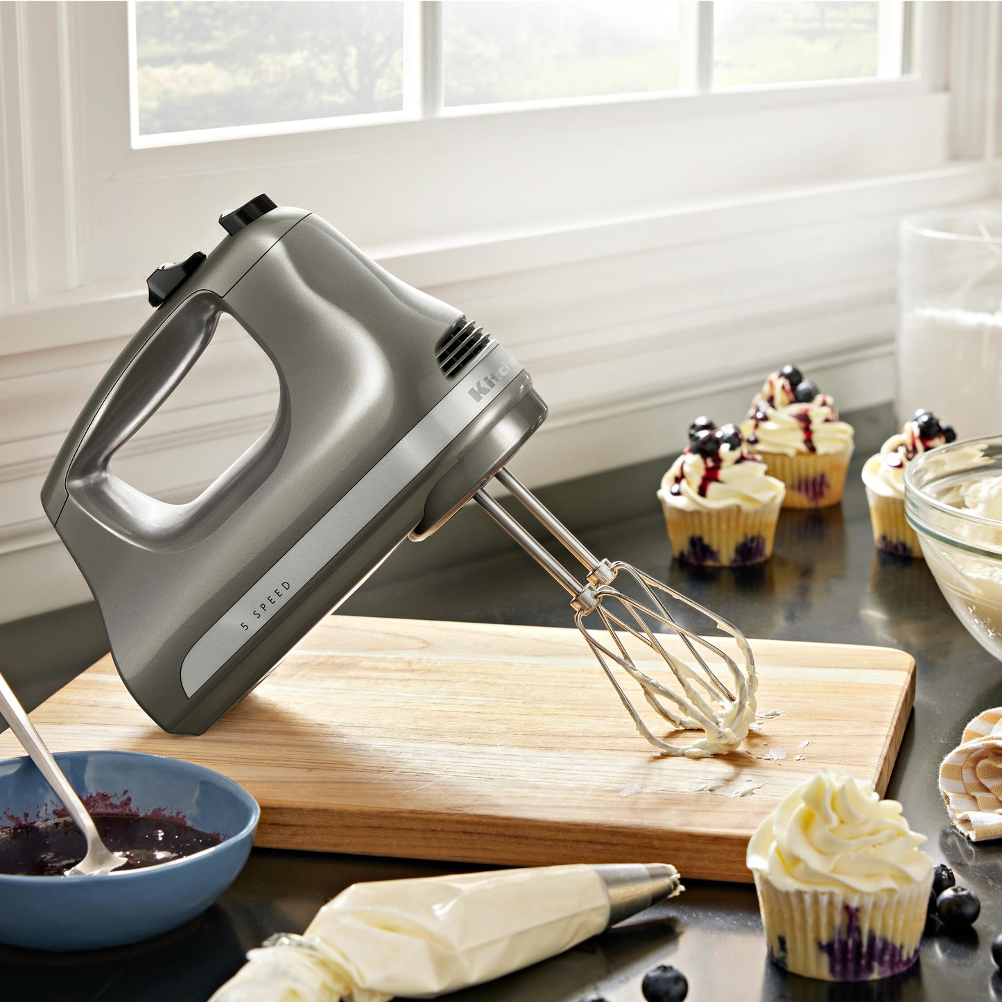 KitchenAid 5-Speed Ultra Power Hand Mixer - KHM512, Contour Silver