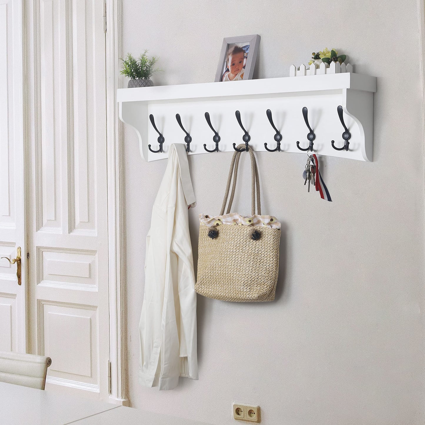 Perchero de pared WEBI con estante, estante blanco de 35'' de largo con ganchos debajo, perchero de pared con estante, llavero para pared, 7 ganchos triples para colgar abrigos, baño, entrada